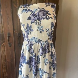 Cremieux size 6 floral dress
